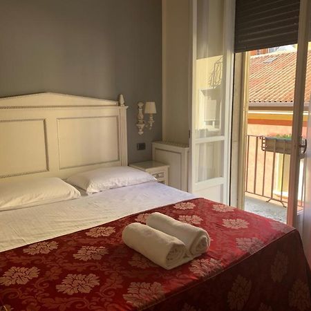 Notti Sull'Adige Hotel Верона Екстериор снимка