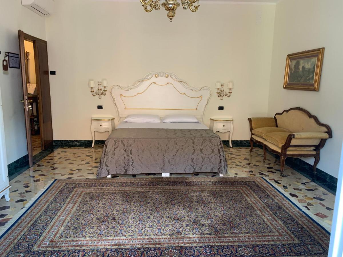 Notti Sull'Adige Hotel Верона Екстериор снимка