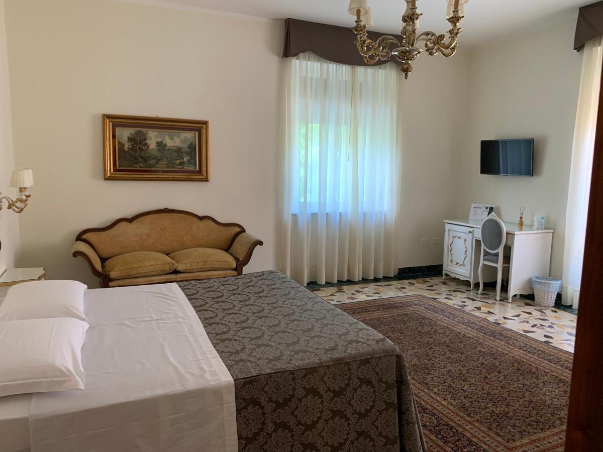 Notti Sull'Adige Hotel Верона Екстериор снимка