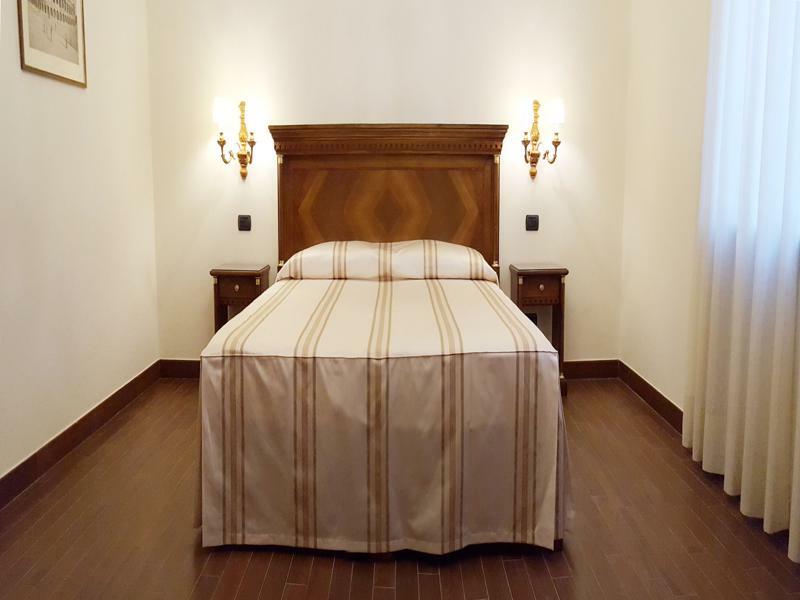 Notti Sull'Adige Hotel Верона Екстериор снимка