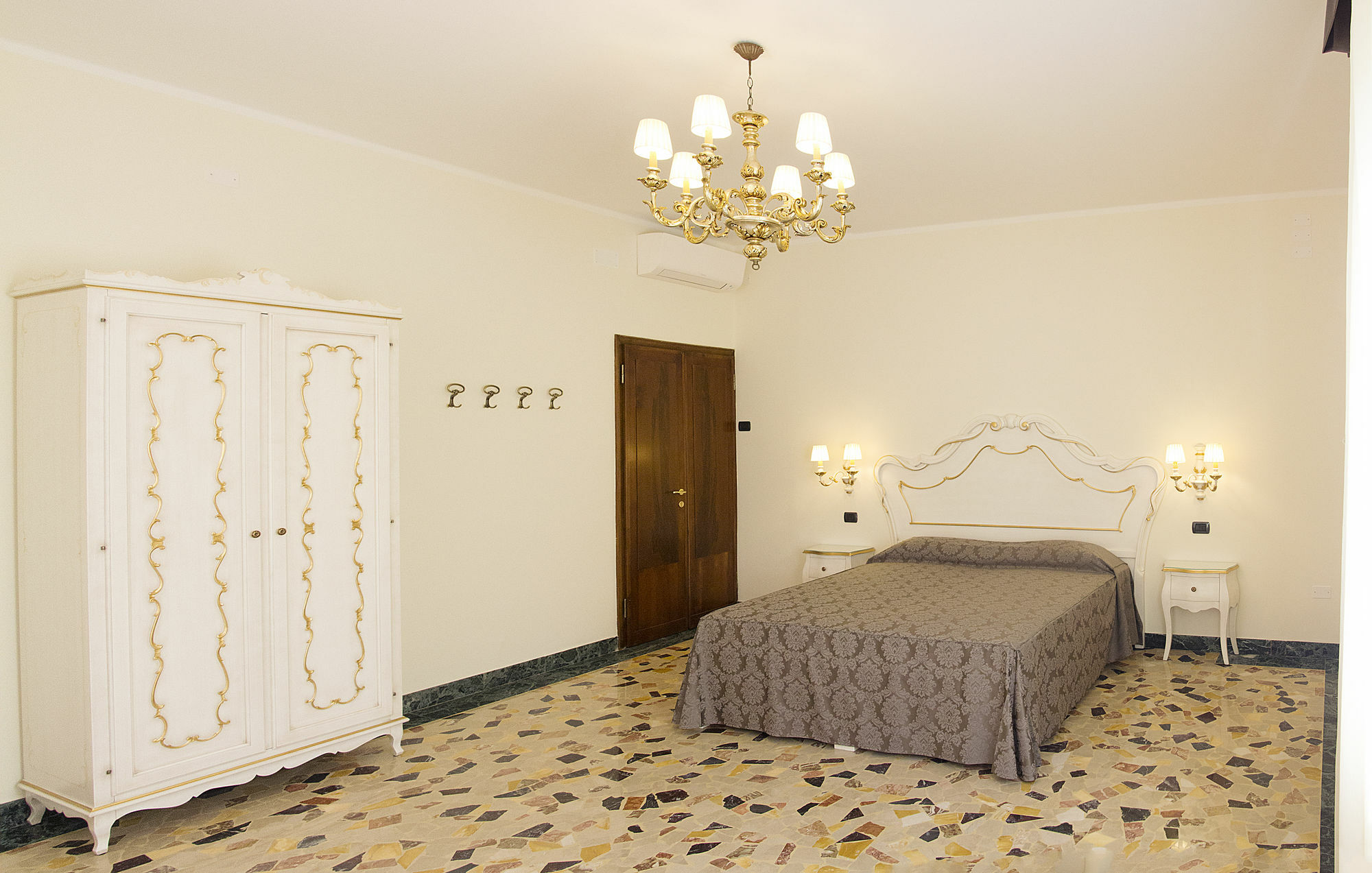 Notti Sull'Adige Hotel Верона Екстериор снимка